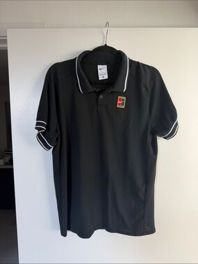Nike Men’s Heritage Court Tennis Polo with White Trim and Small Multicolor Logo